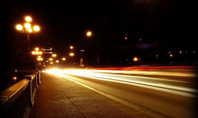 traffic-286462_640 Tragödie zur Nachtzeit | Bild von Sven auf Pixabay